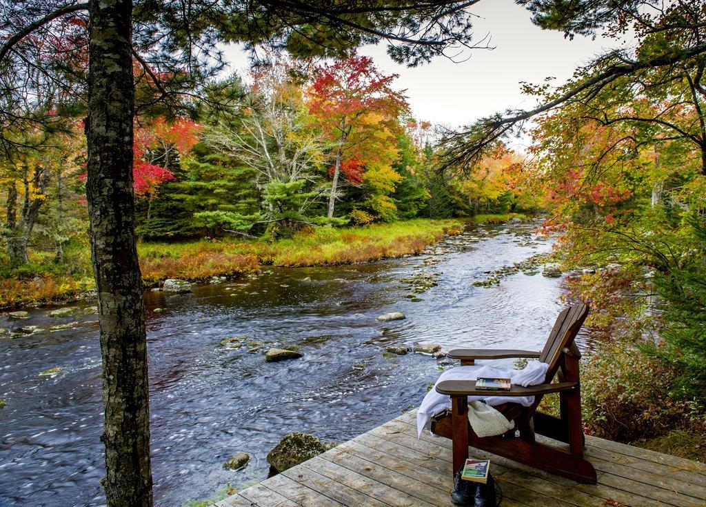 East Kemptville Trout Point Lodge Of Nova Scotia מראה חיצוני תמונה